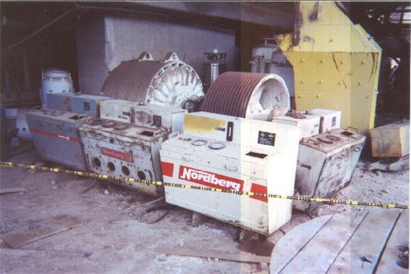 Symons-nordberg 7' Cone Crusher Hydraulic Console)